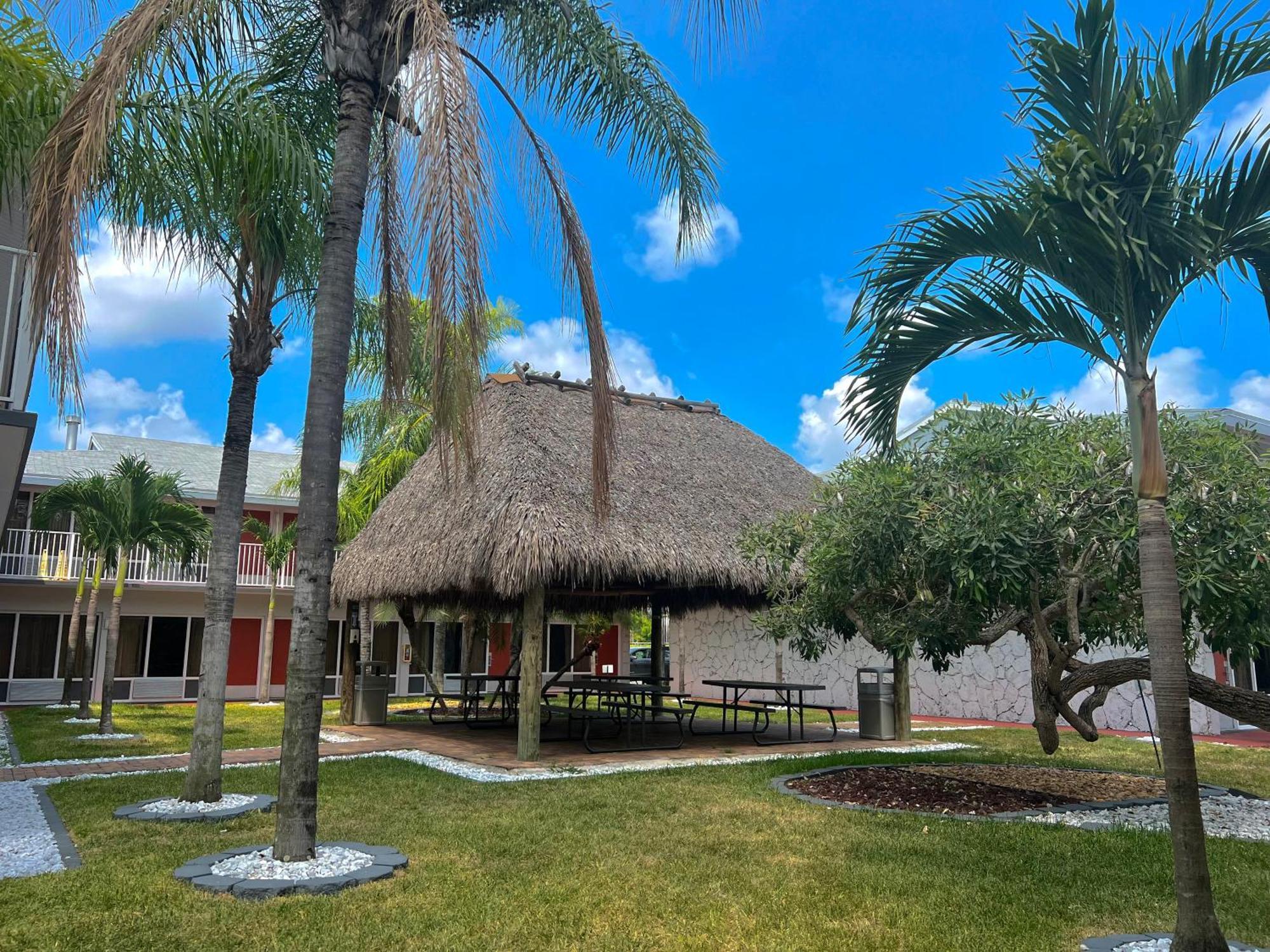 Garden Inn Homestead/Everglades/Gateway To Keys Ngoại thất bức ảnh