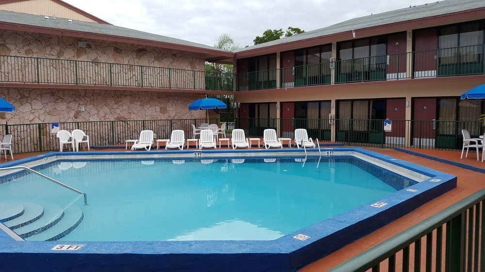 Garden Inn Homestead/Everglades/Gateway To Keys Ngoại thất bức ảnh